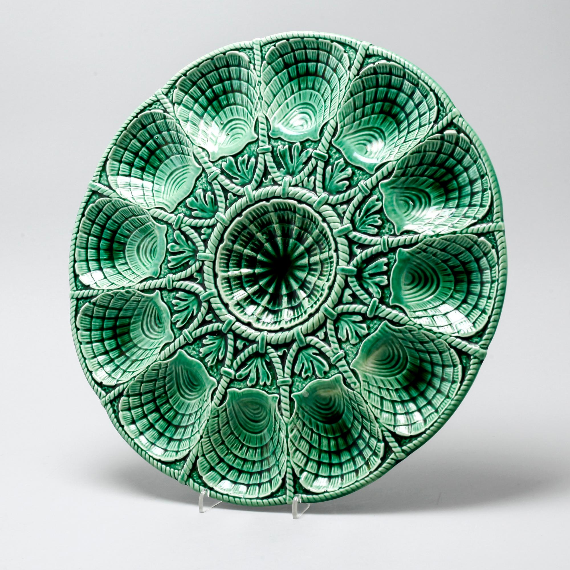 Two earthenware serving dishes from Sarreguemines in France, first half of the 20th century.