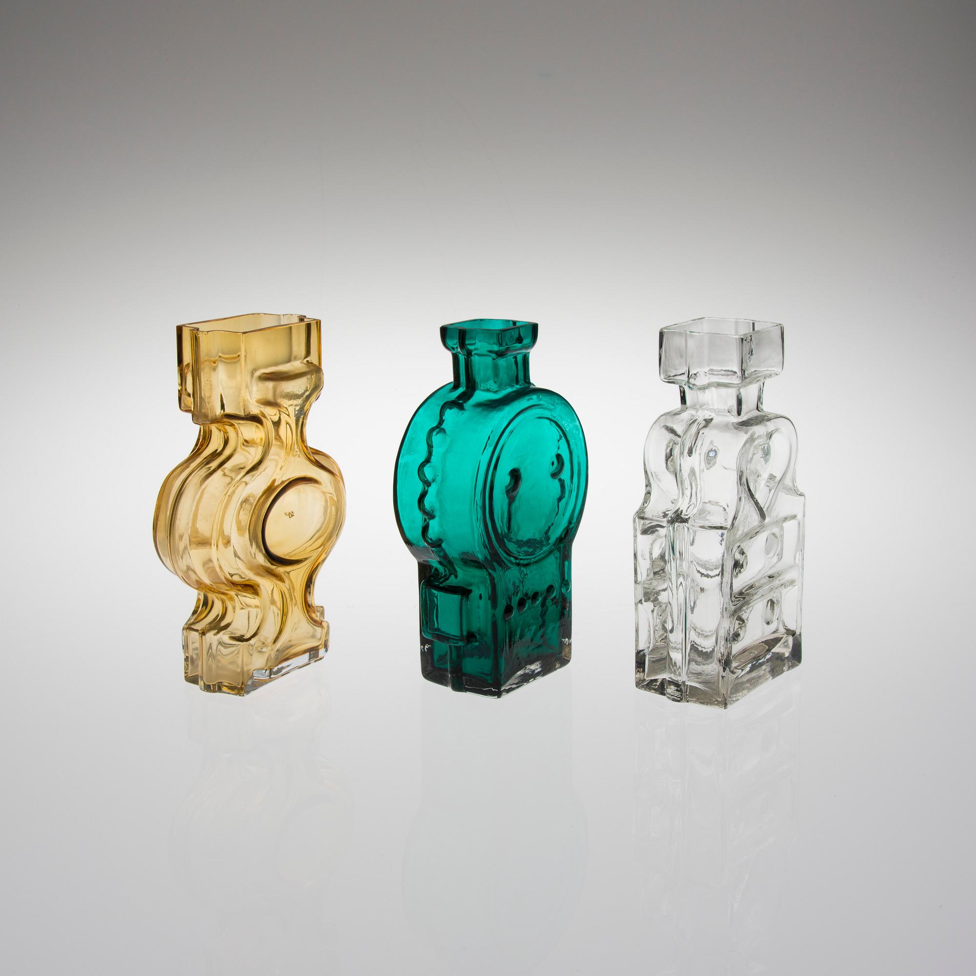HELENA TYNELL, FLASKOR, 3 st samt VAS, glas, 1960-70-tal.