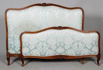 SÄNGRAM, rokokostil, 1900-talets första hälft.