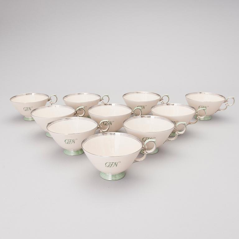 TEEASTIASTO, 23 osaa, posliinia, Arabia 1932-49.
