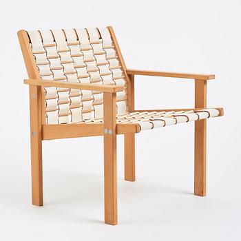 Hans-Agne Jakobsson, an armchair, model "M 122", AB Ellysett, Markaryd, 1960s.