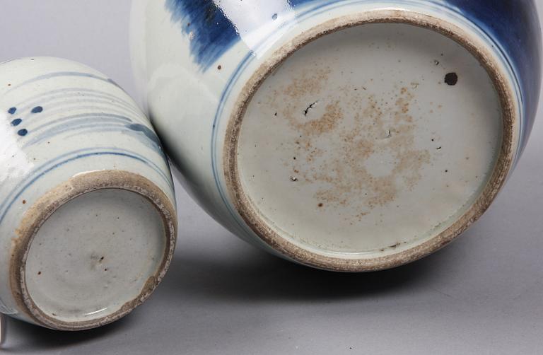 BOJANER, 2 st, porslin, Kina, 1900-tal.