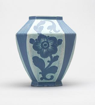 VAS, flintgods, Josef Ekberg, Gustavsberg, Sgrafitto, 1924.