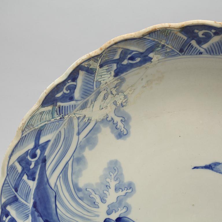 Four 20th century Japanese porcelain dishes.