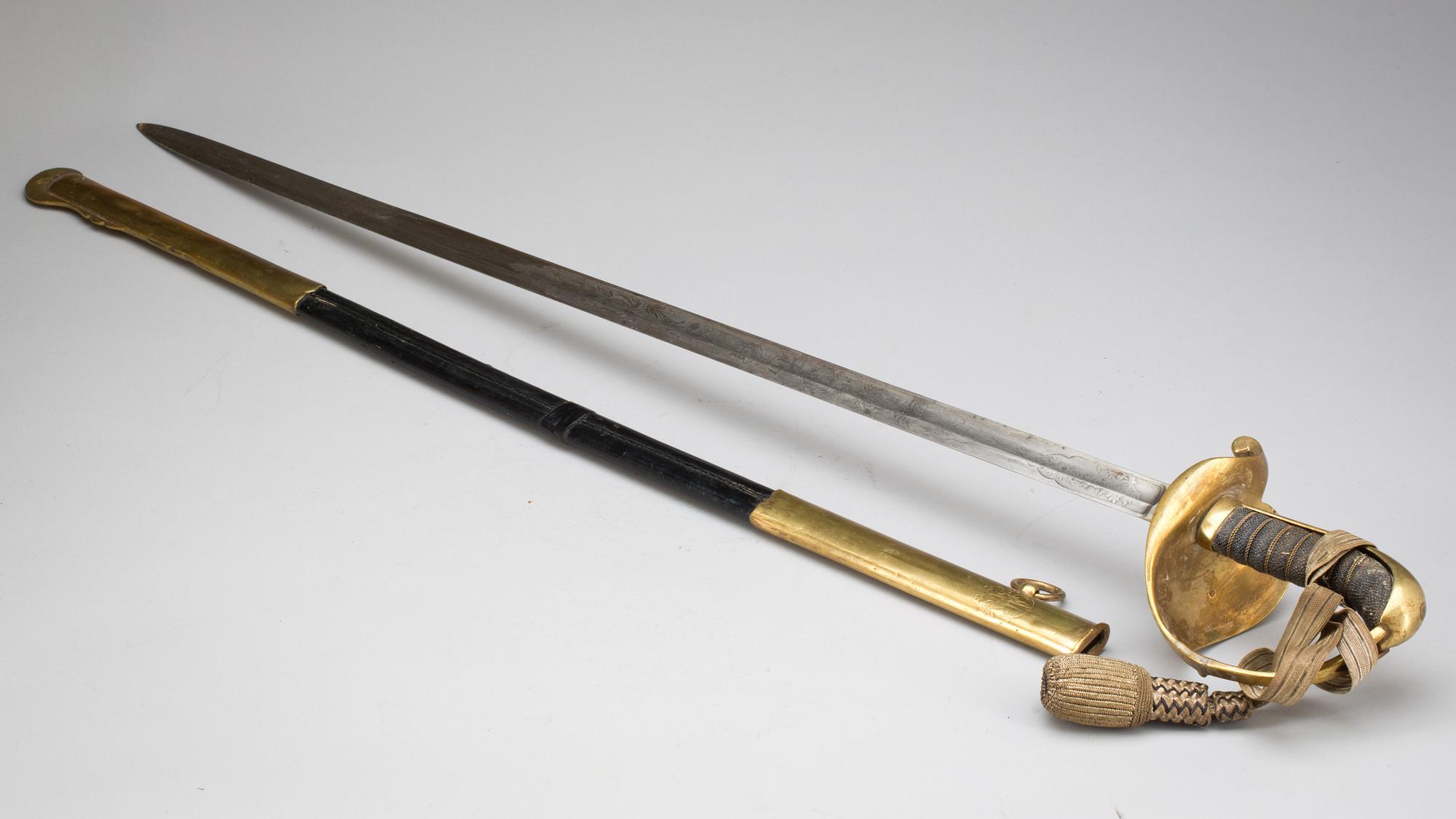 OFFICERSSABEL, för flottan, 18/1900-tal.