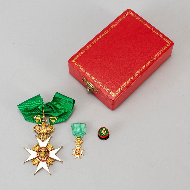 Order of the Vasa, Sweden, in 18 carats gold and enamel.