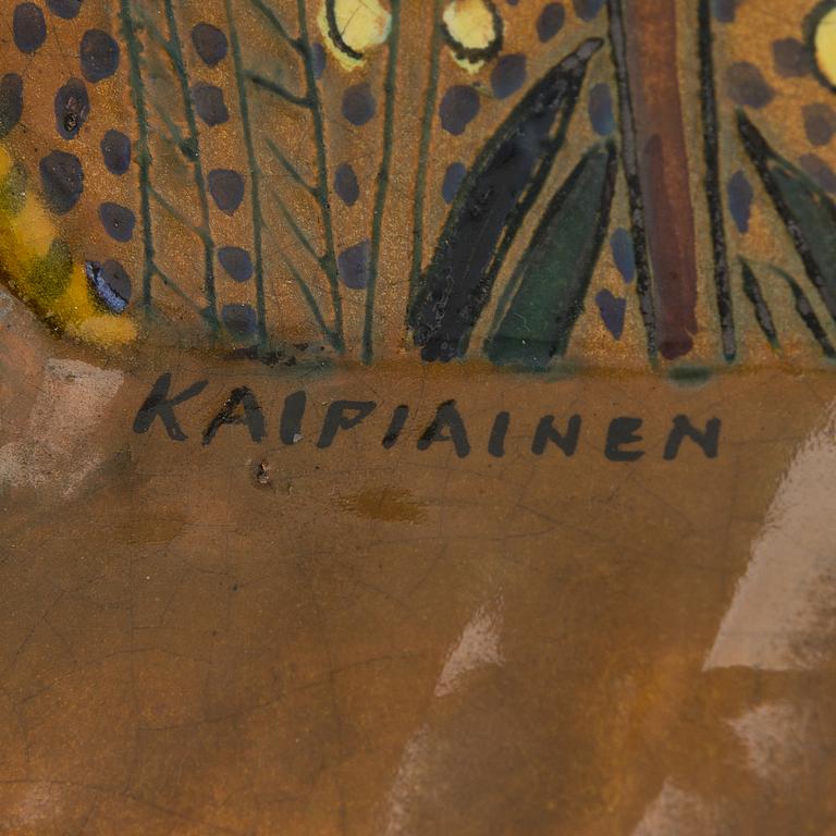 Birger Kaipiainen, koristevati, kivitavaraa, signeerattu Kaipiainen.