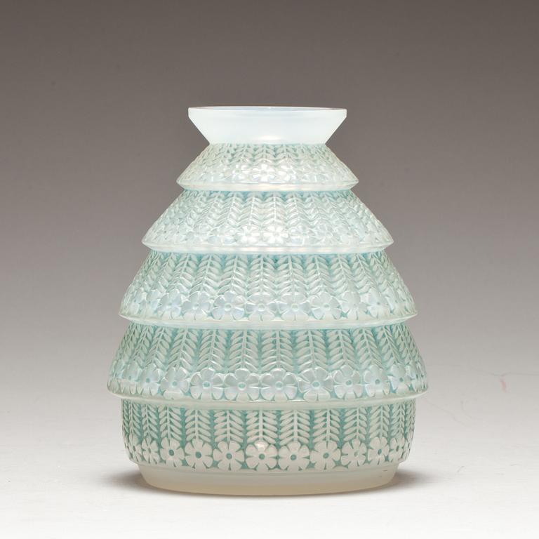 VAS, "Ferrieres", signerad R. Lalique, France, No 1019. 1920/30-tal.