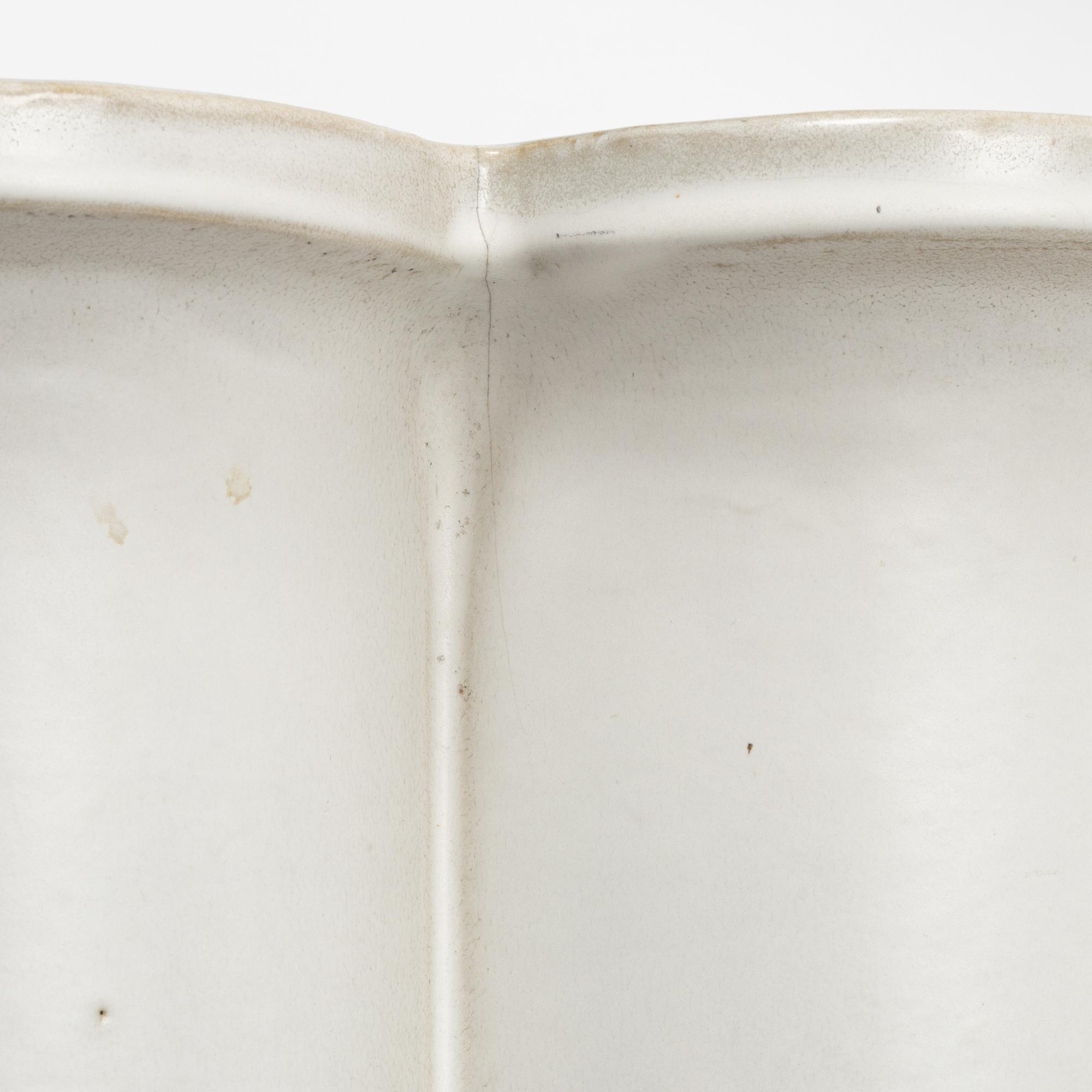 Karin Björquist, a stoneware 'Wave' plant pot, Gustavsberg, 1980's.