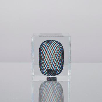 ÅRSKUB, glas, signerad Oiva Toikka, Notsjö 1994, numrerad 614/2000.