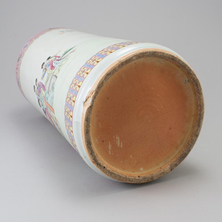 A 20th century porcelain umbrella stand.