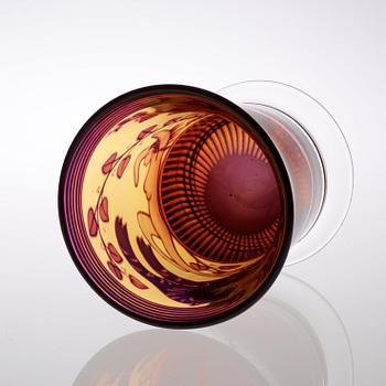 A Gunnar Cyrén 'Graal' glass vase, Orrefors 1989.