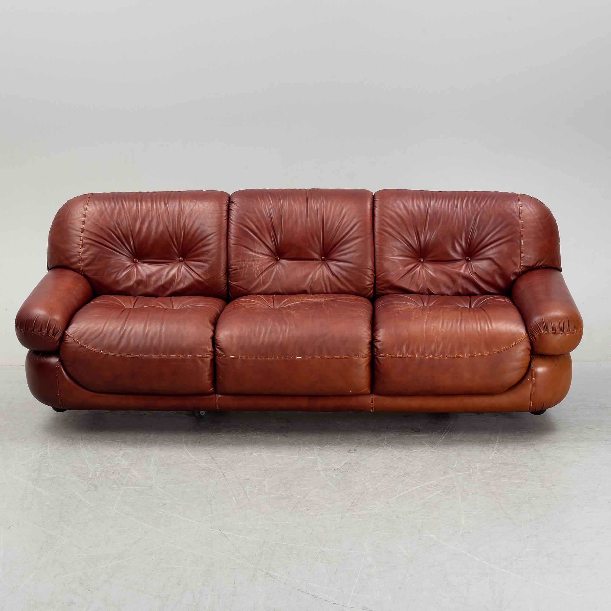 A 'Sapporo' sofa from Mobil Girgi, Italy, 1970's.