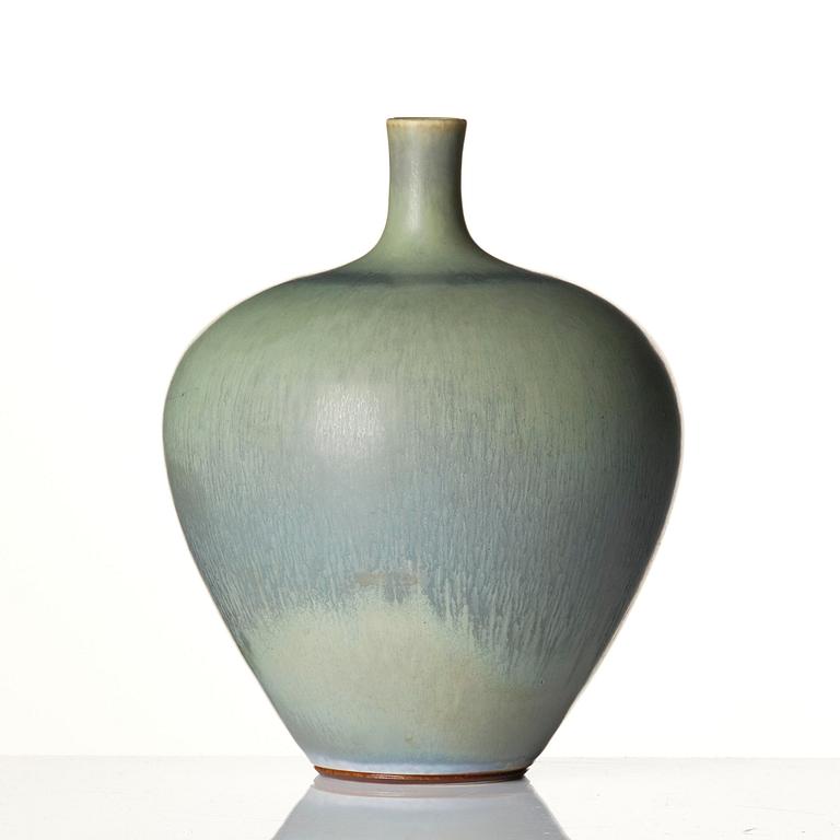 Berndt Friberg, a stoneware vase, Gustavsberg Studio, Sweden 1974.