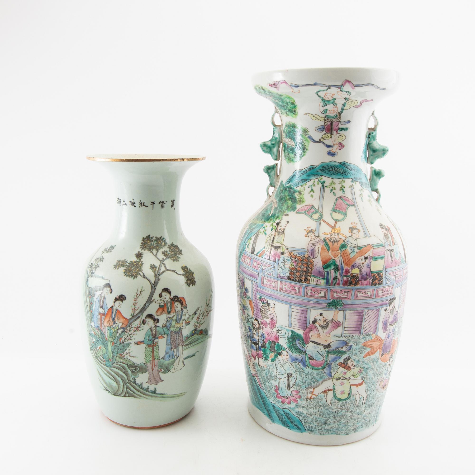 Vases 2 pcs China 20th century porcelain.
