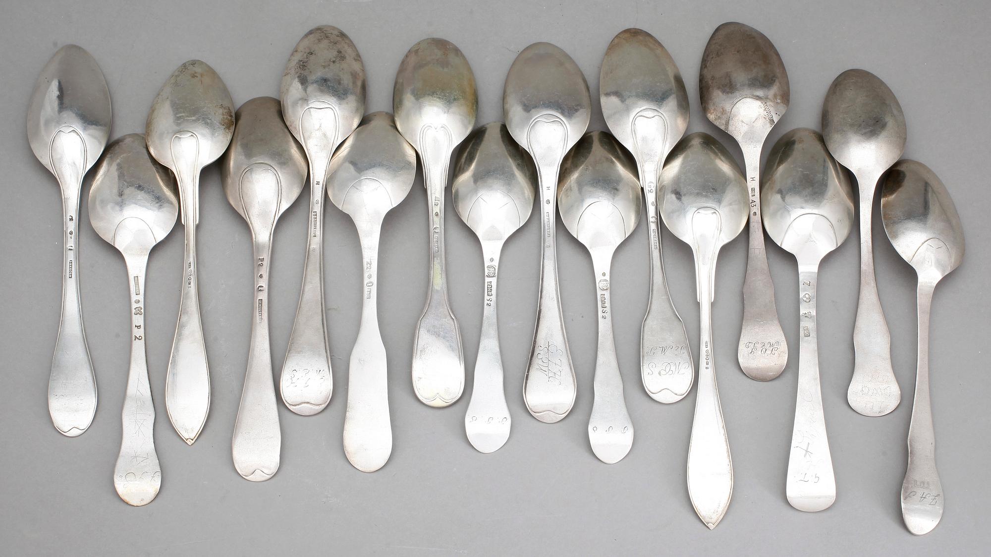 MATSKEDAR, 16 st olika, silver, olika mästare och städer, bla Anders Törnqvist dä, Åbo, 1700-1900-tal. Tot ca 826 gram.