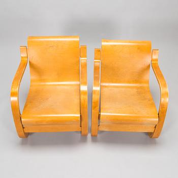 Alvar Aalto, a pair of 1940's '31' armchairs for, O.Y. Huonekalu- ja Rakennustyötehdas A.B.