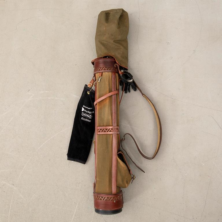 Golf clubs with bag Scotland first half of the 20th century.