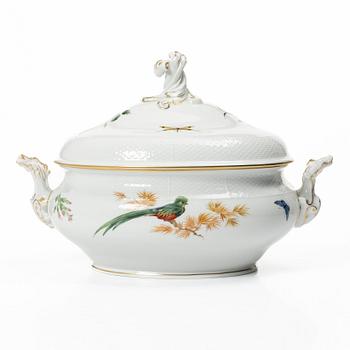 Terrin med lock, porslin, Meissen, Tyskland, 1930-40-tal.