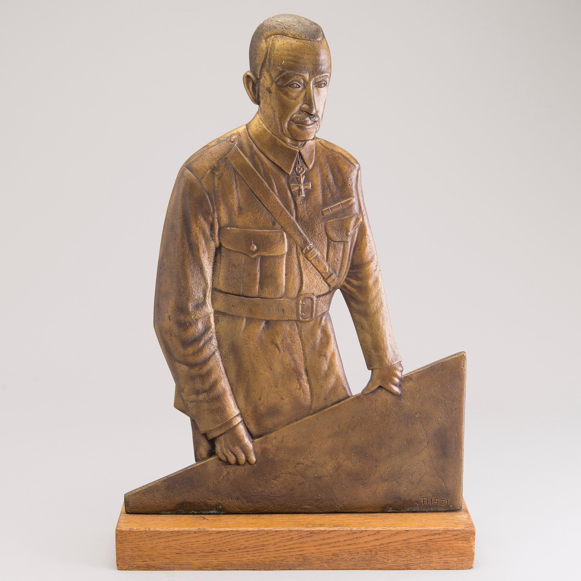 TEA HELENELUND-SUOMINEN, bronze, signed and dated -51.