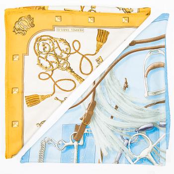 HERMÈS, SCARFAR, 2 st, "Projets Carrés" och "Les Clés".