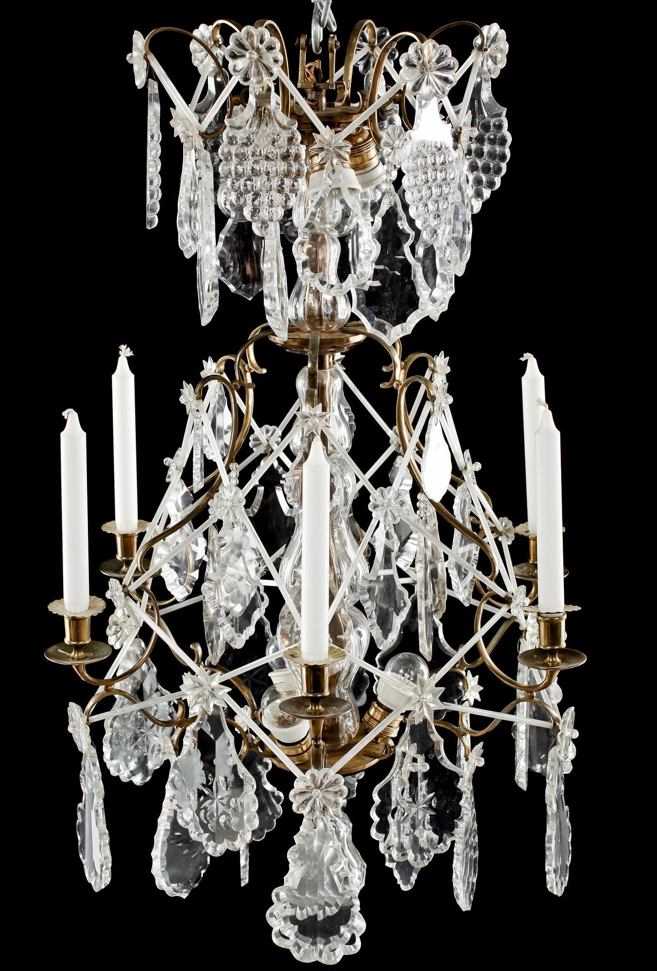 LJUSKRONA, rokokostil, 1900-talets mitt. Höjd ca 85 cm.