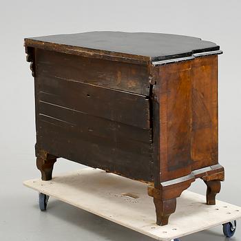 BYRÅ, senbarock, omkring 1700-talets andra kvartal.