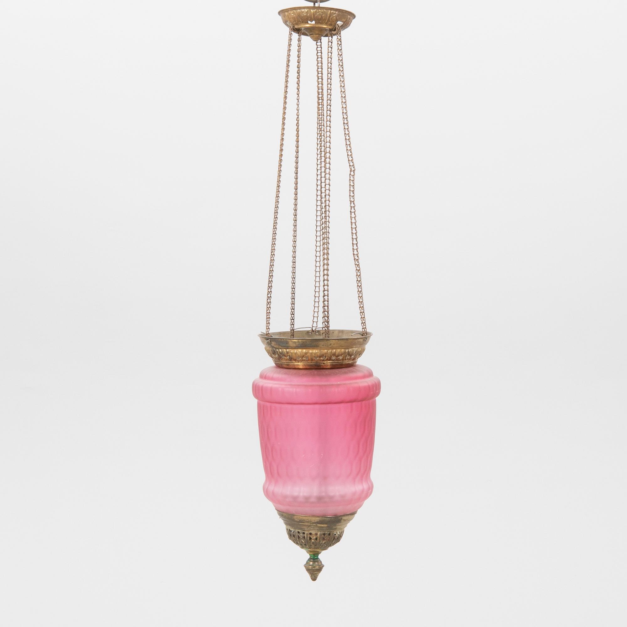 An early 1900s ceiling pendant.