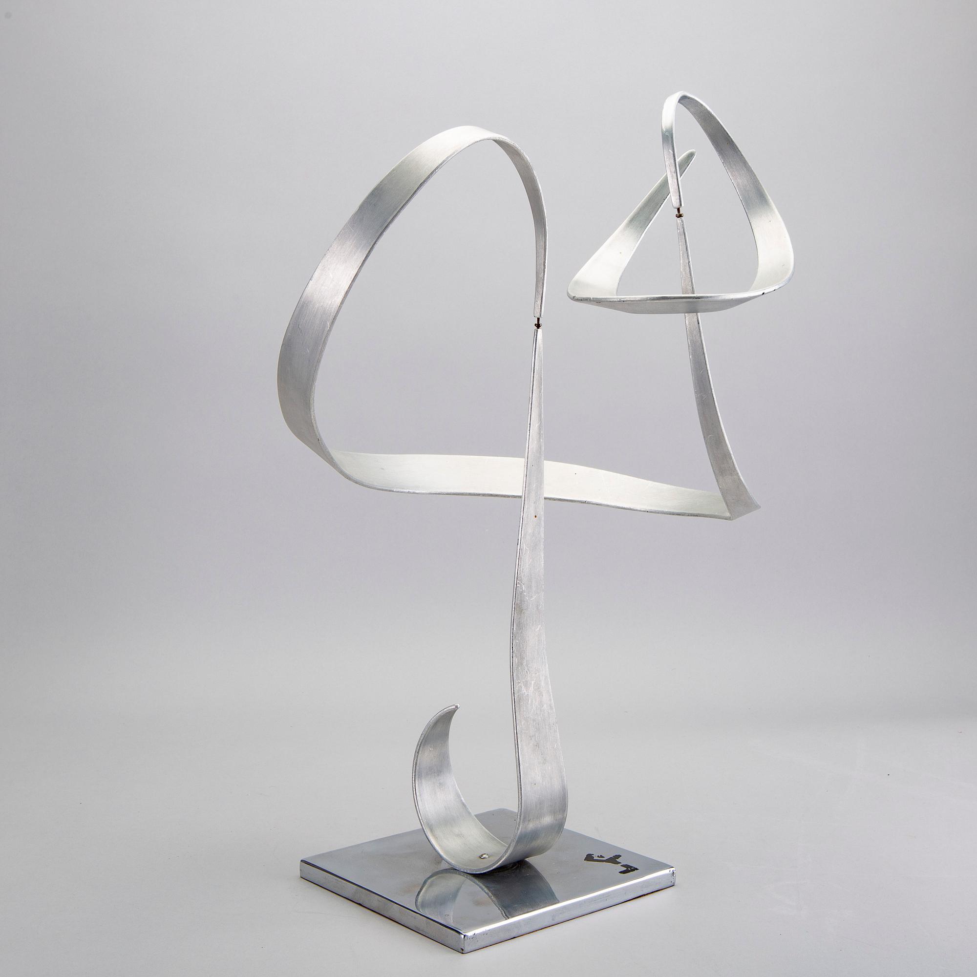 Unidentified artist, sculpture / mobile, mark, mid / later part 20th Century.