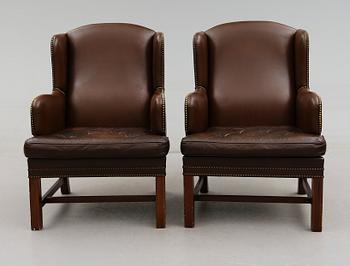 FÅTÖLJER, 1 par, 1900-talets andra hälft.