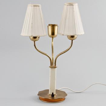 BORDSLAMPA, omkring 1900-talets mitt.