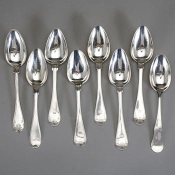 MATSKEDAR, 8 st silver, bland annat Nils Tornberg, Linköping 1798. Övriga 7 från 1800-tal. Vikt ca 400 g.