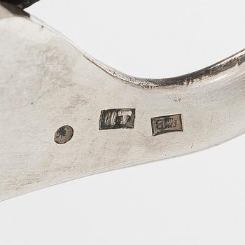 A silver tray, maker's mark of Henrik Tallberg, St. Petersburg 1832.