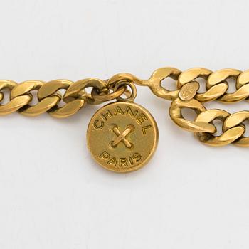 Chanel, a 1994's chain belt.