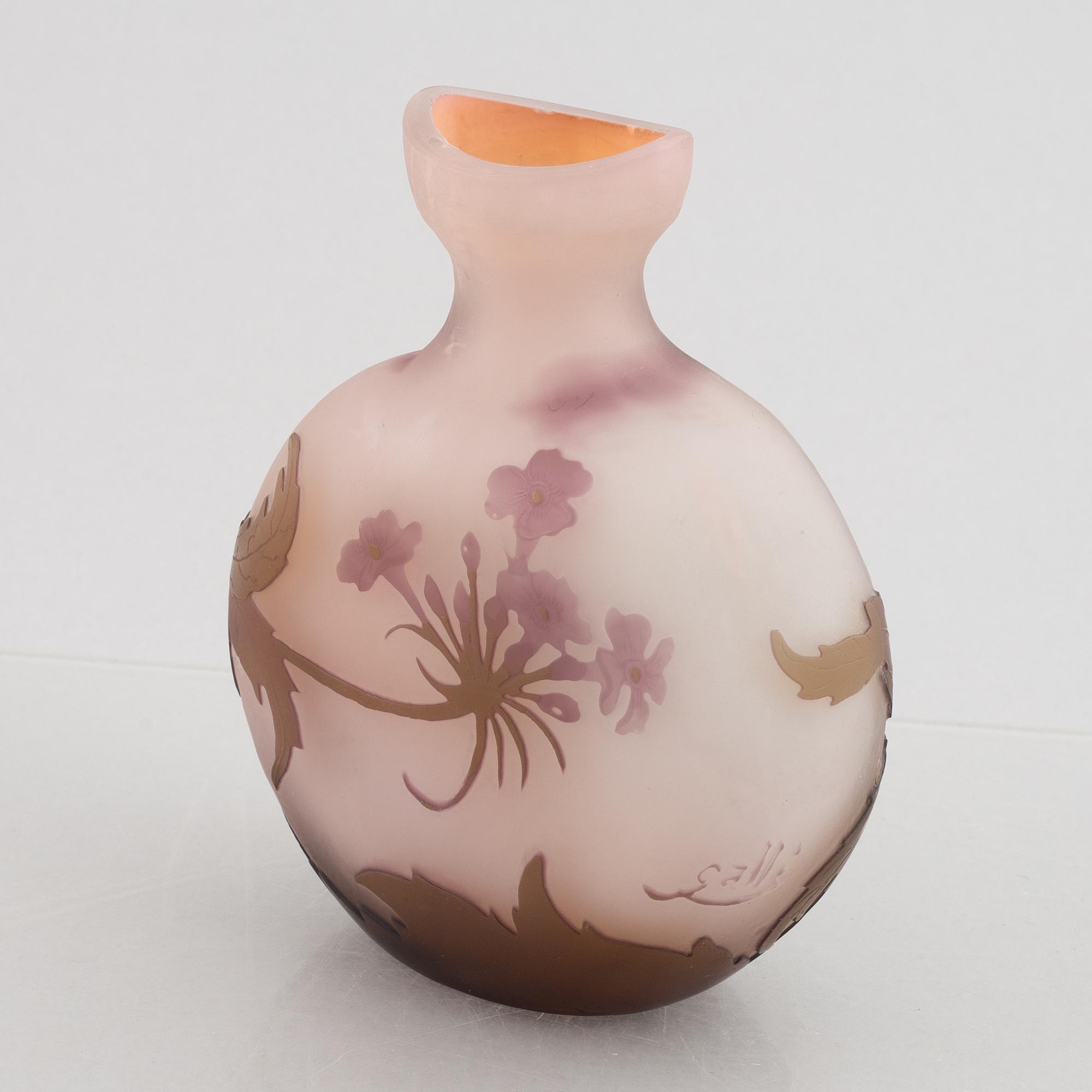 Emile Gallé, vas, överfångsglas, Nancy, Frankrike.