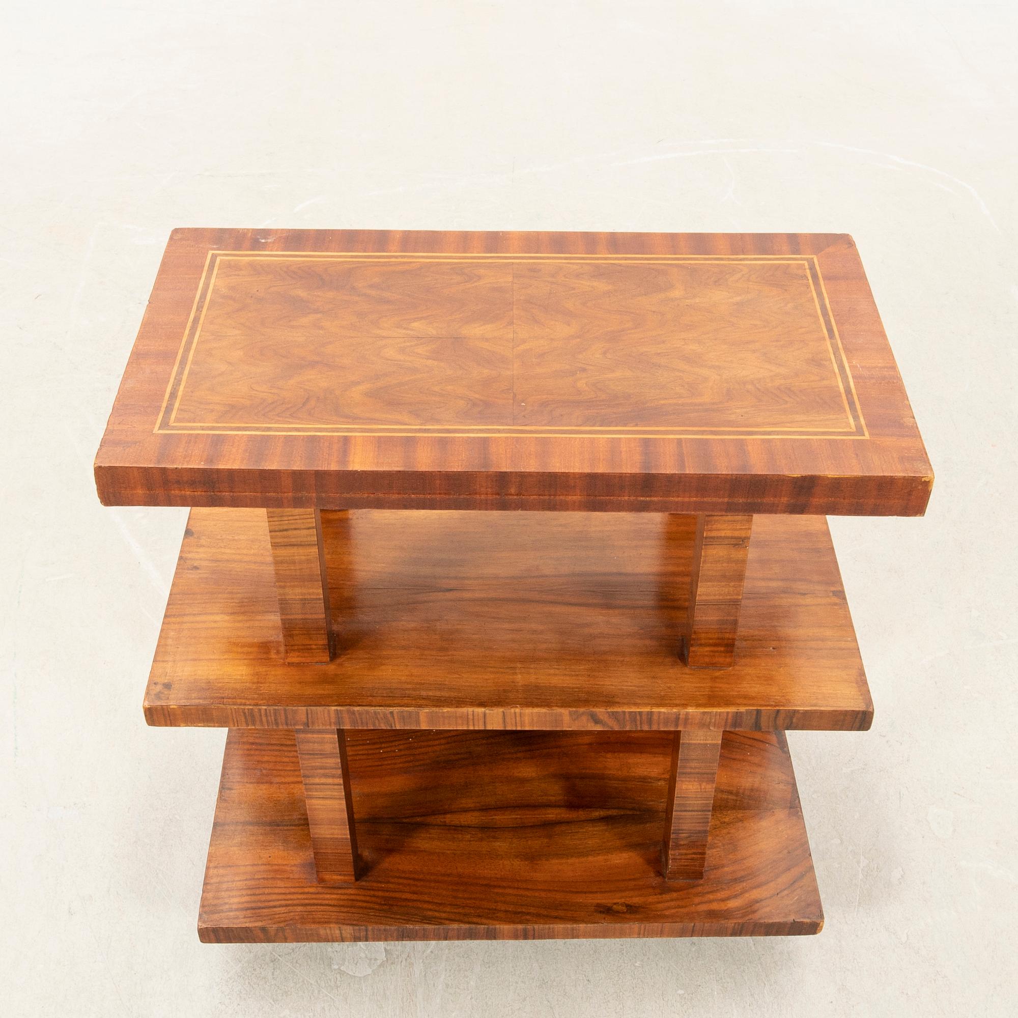 Table Art Deco first half of the 20th century.