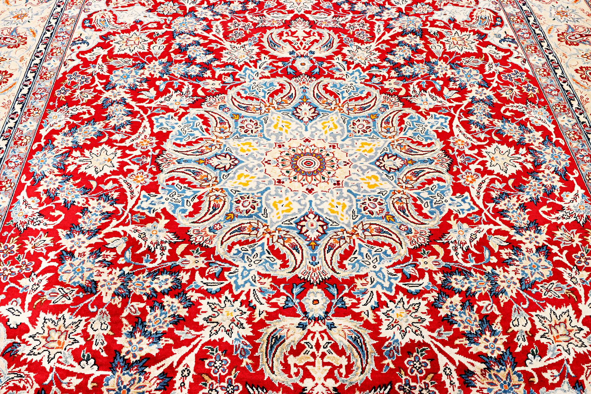 A Najafabad carpet, c. 360 x 252 cm.