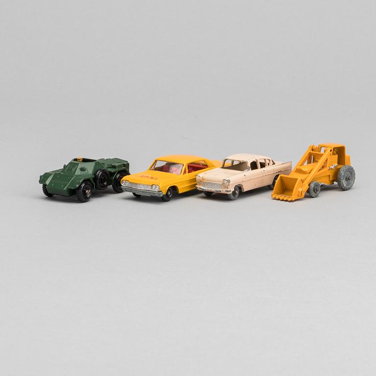 LESNEY MATCHBOX SERIES, 4 st, Bland annat Chevrolet Impala Taxi RW 20C-4.