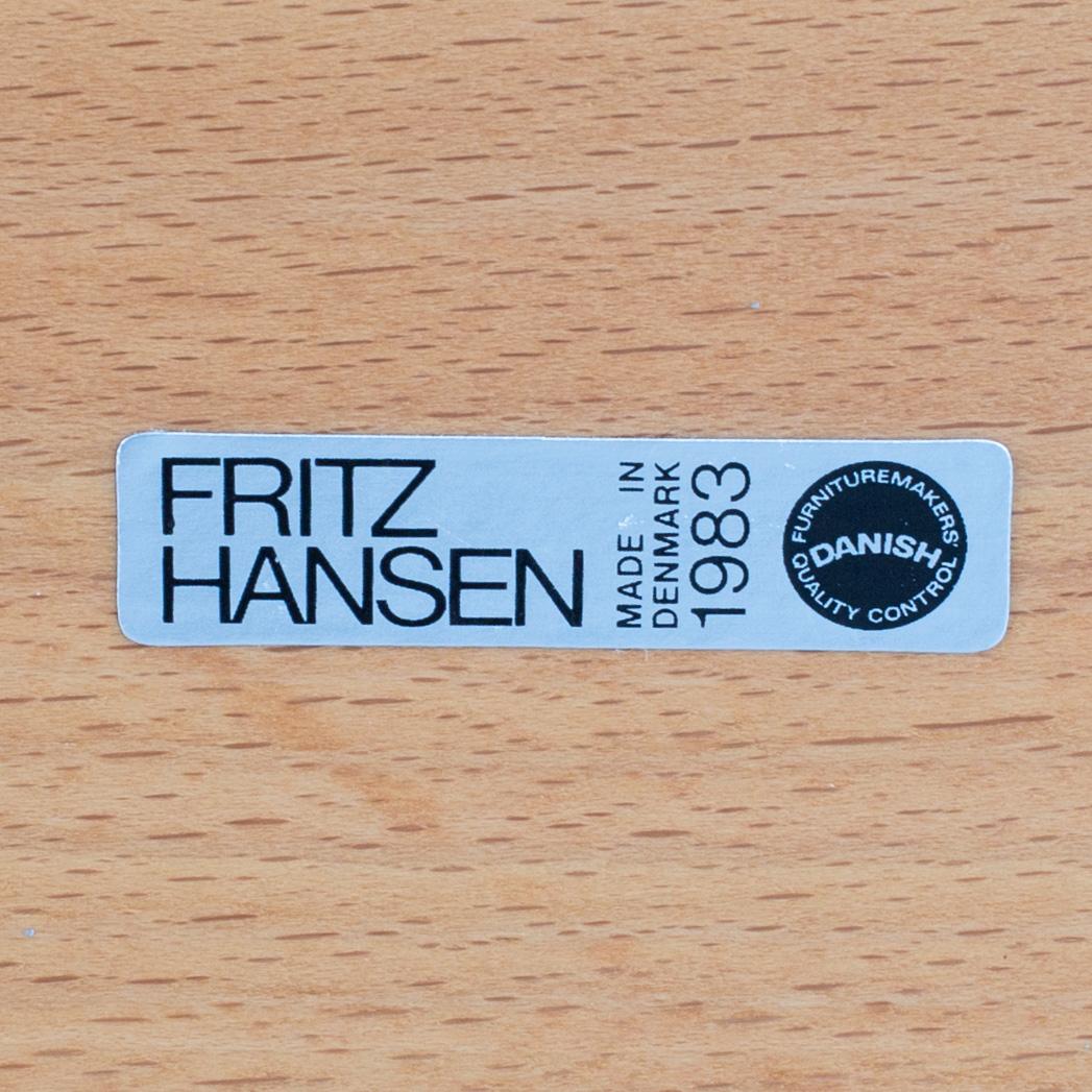 A FRITZ HANSEN TABLE. MADE IN DENMARK 1983.