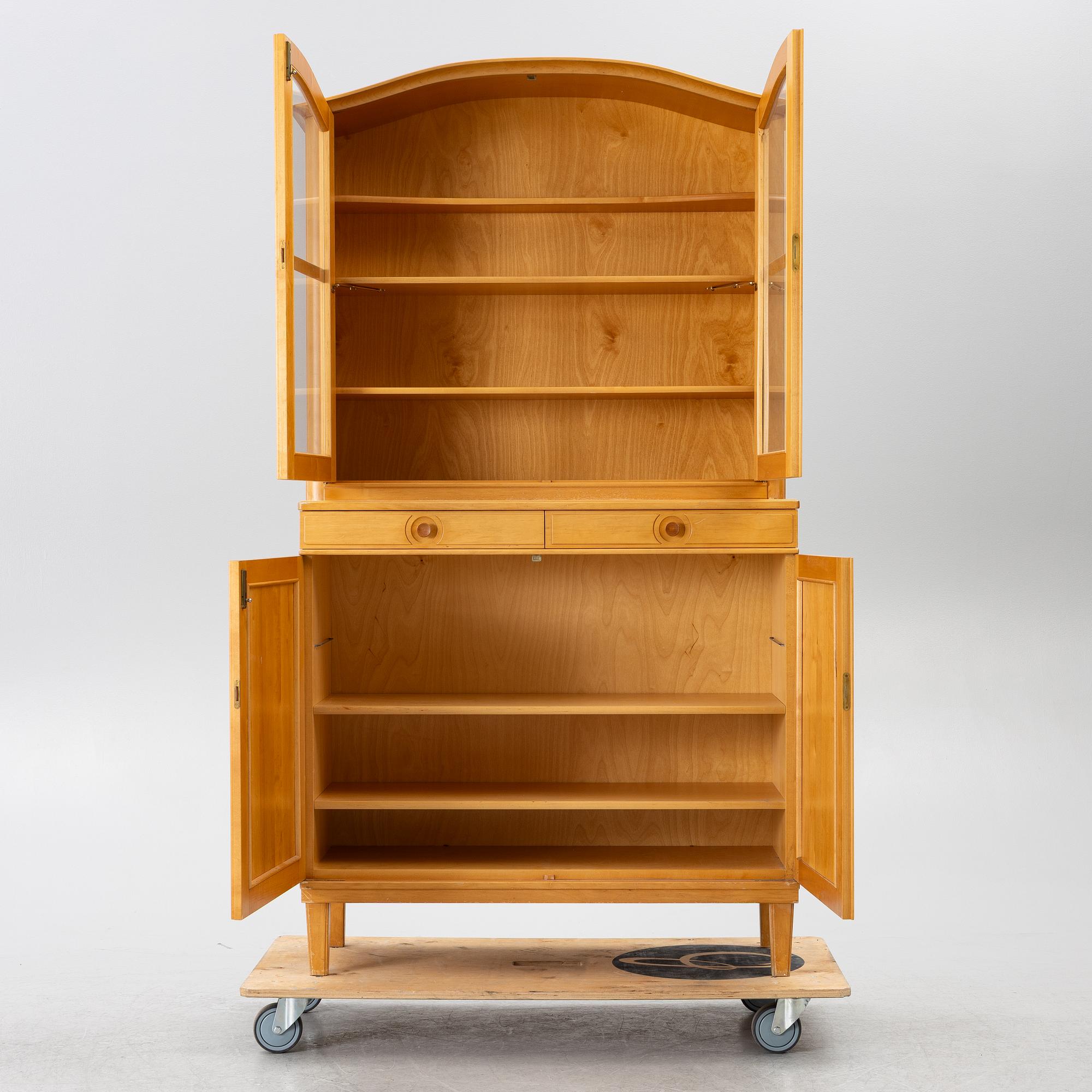 Carl Malmsten, a "Herrgården" display cabinet, 21st century.