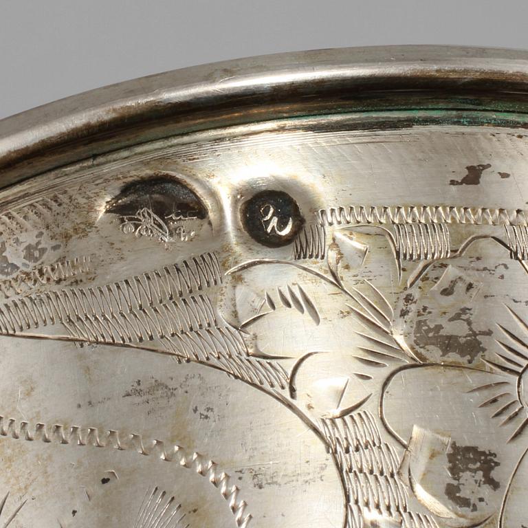 PARTI SILVER, 3 delar, låghaltigt, 1800/1900-tal. Vikt 425 g.