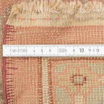 Matta, Smyrna, sannolikt semiantik, 425 x342 cm.