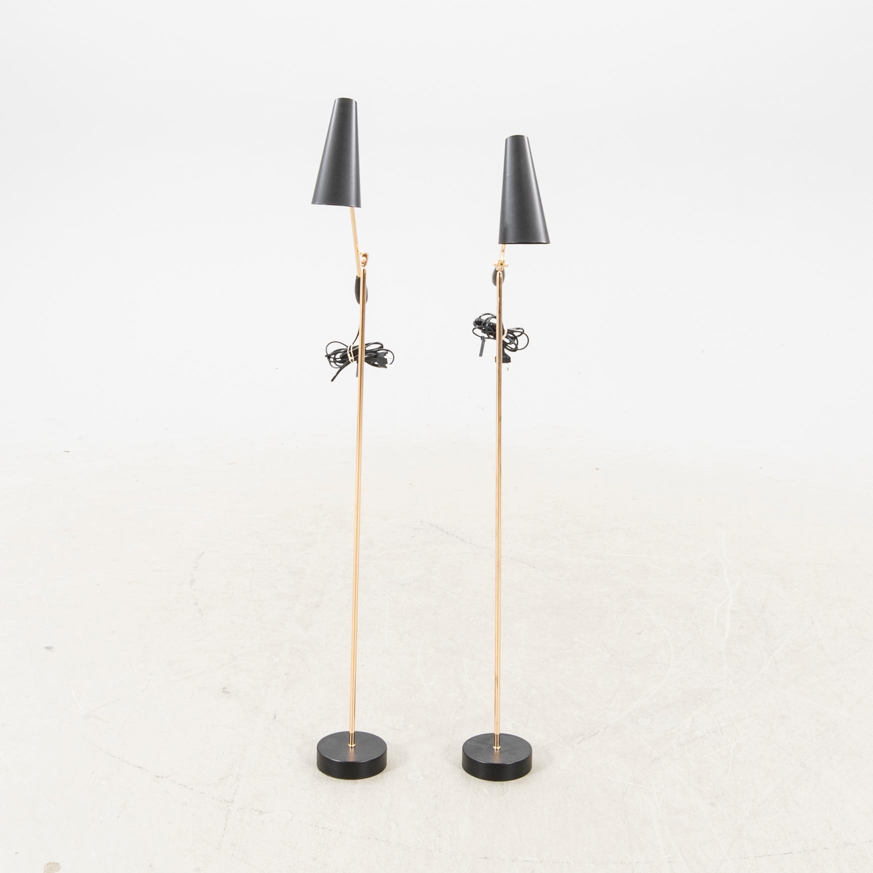 Birger Dahl, golvlampor 1 par, "Birdy"  Northern, 2000-tal.