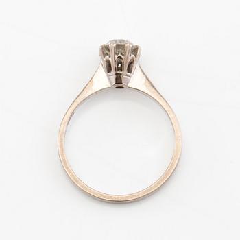 Solitaire ring in 18K white gold with a Very Faint Light Green diamond approximately 1.10 ct.