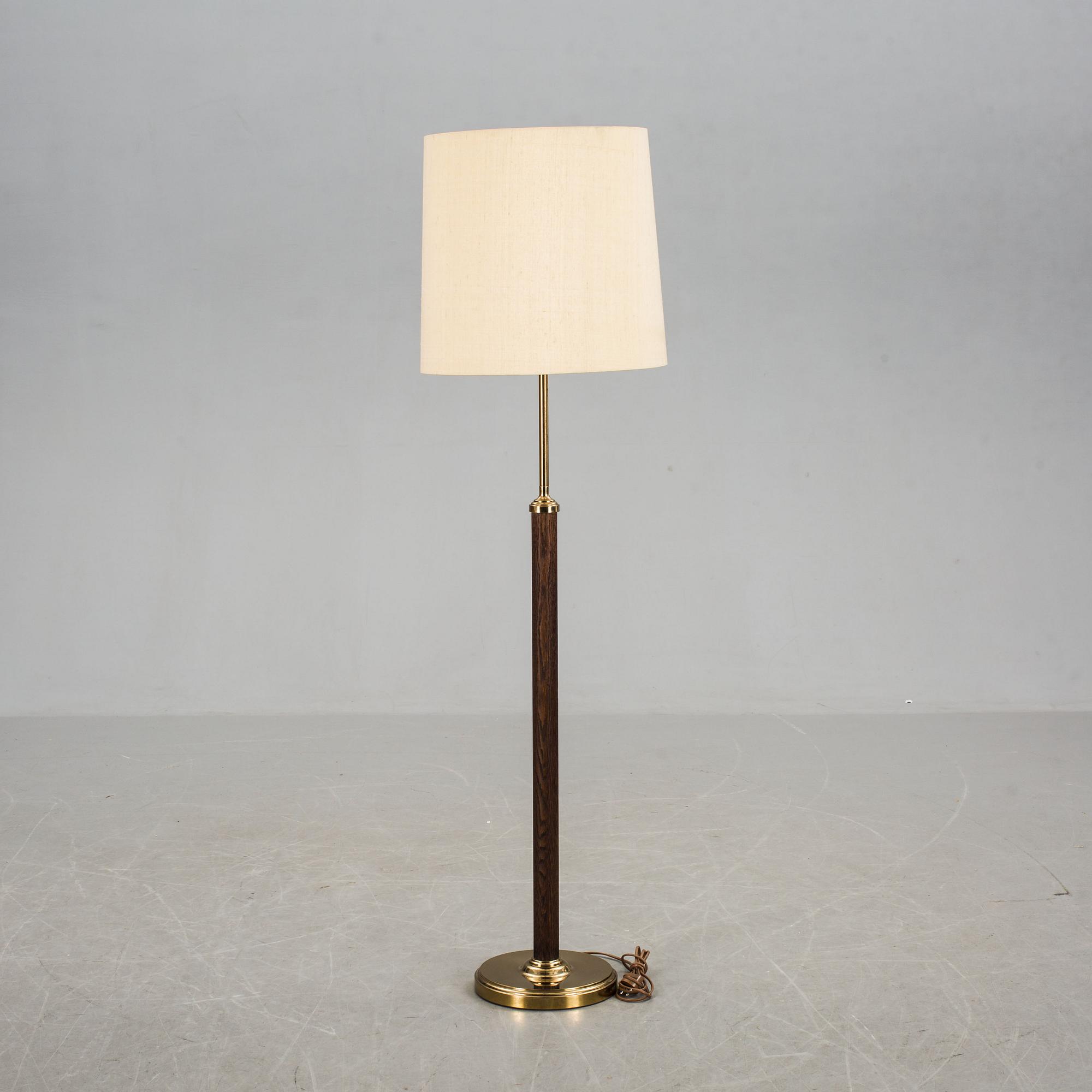 GOLVLAMPA, Bergboms, 1900-talets andra hälft.
