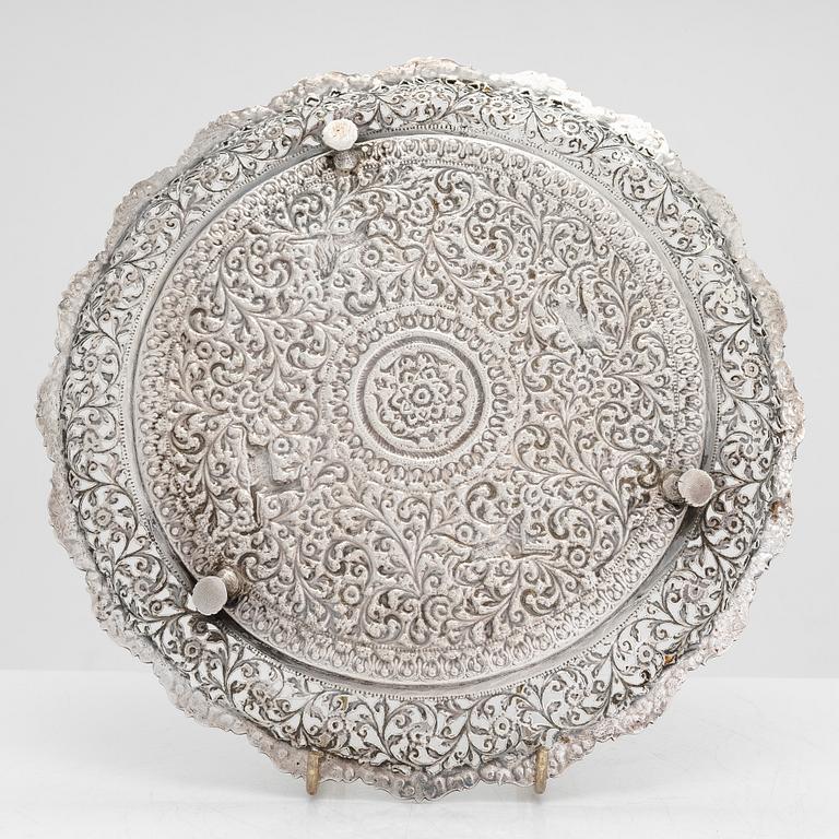 A silver salver, India late 19th century.