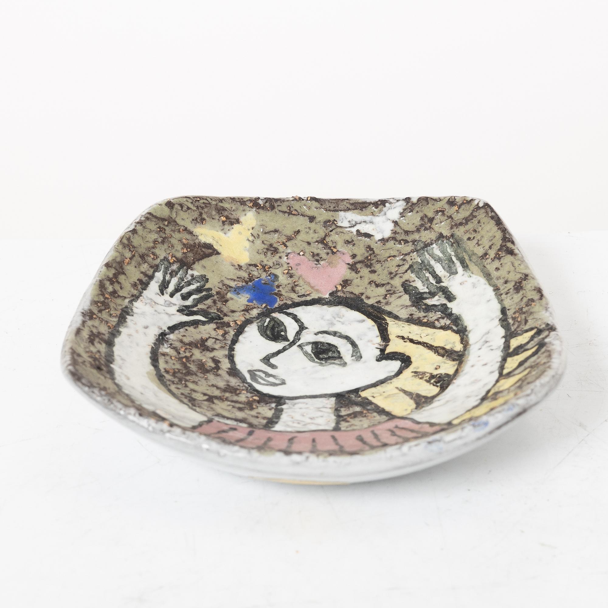 Mari Simmulson, 6 items, Upsala-Ekeby.