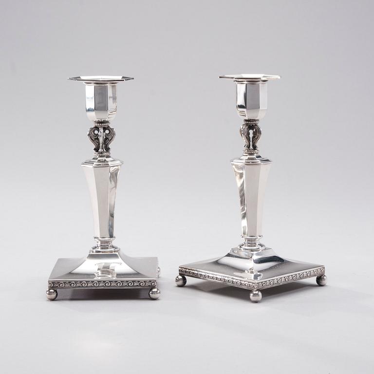 LJUSSTAKAR, ett par, silver, art déco, Finska Guldsmeds ab, Åbo 1951.