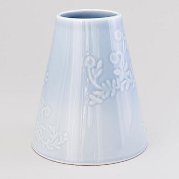 HEINI RIITAHUHTA, a 'Blue cranberry' porcelain vase signed Heini Riitahuhta 2005.