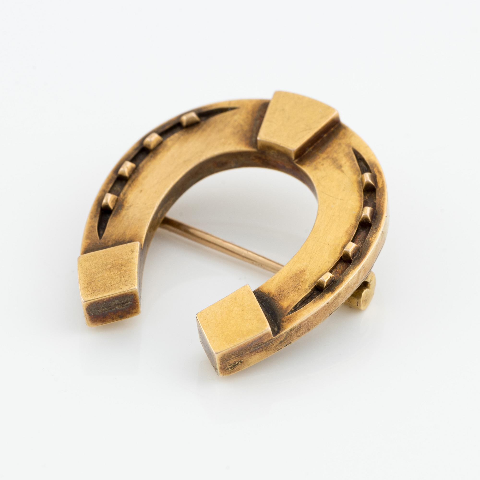 Brosch 14K guld i hästskoform, Shanks & Bolin, Moskva 1860-1875.